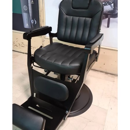 Barber chair Black Velvet